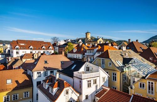 Bergen City Centre Villa | The Townhouse Dream I Must See Views!