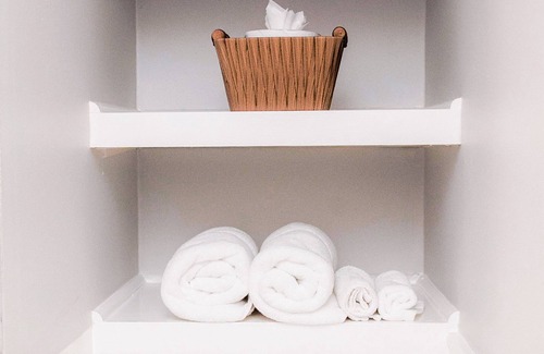 Trenton Apartment | The Trail Retreat - City Central w Free Parking