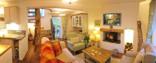 Beckermet House | The Tree House Cumbria, unique, romantic, quirky cottage