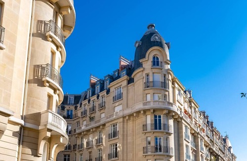 Passy Apartment | The Trocadéro Suite - Private Jacuzzi