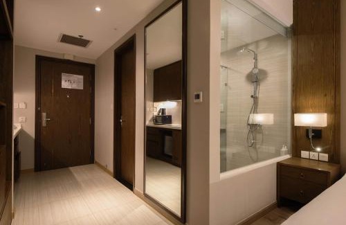 Tran Phu Beach Apartment | The Tropical Oceanview Nha Trang