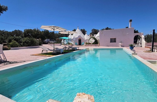 Ostuni Villa | The Trullo on the Valley with pool and breathtaking views