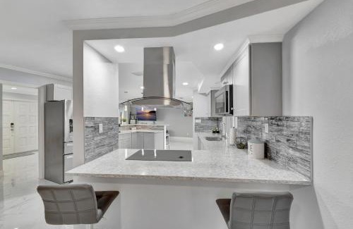 Caloosahatchee House | The Turquoise Turtle