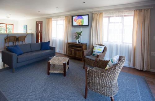 Wilderness Beach House | The Tuscany Guesthouse