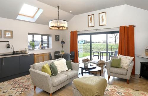 Loppington House | The Tyre Barn