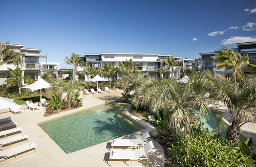 Magenta Shores Apartment | The ultimate couples retreat