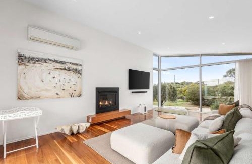 Torquay House | The Ultimate Sands Retreat Pool Beach & Golf