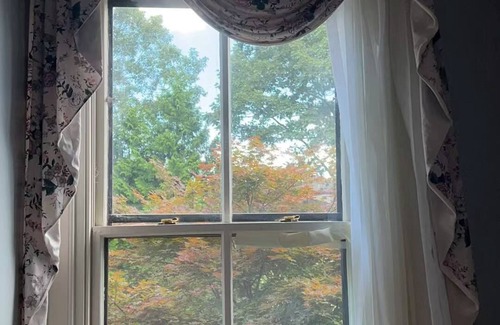 College Hill Apartment | The Underwood-Hale House