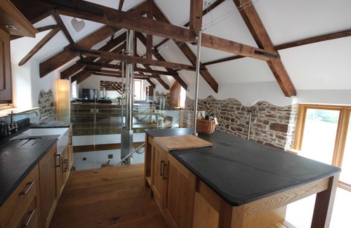 Chulmleigh House | The Upper Arches, luxury Converted Barn in Devon countryside
