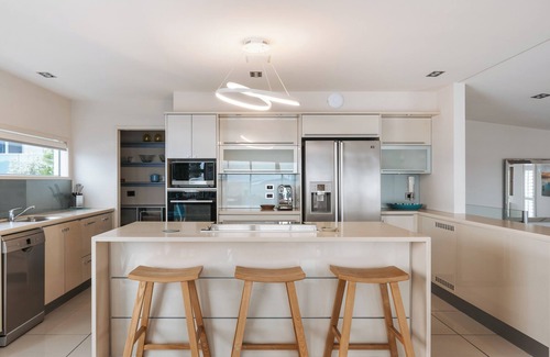 Papamoa Beach House | The Upper Deck - Papamoa
