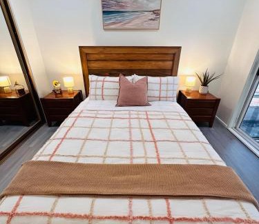 Wentworthville Villa | The Urban Cozy Cottage - 5 Mins to Parramatta or Westmead Hospital or WSU