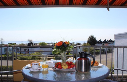 Rettin Apartment | The vacation apartment Traumblick at Kortenkamp 5 in Rettin extends over 2 floors.