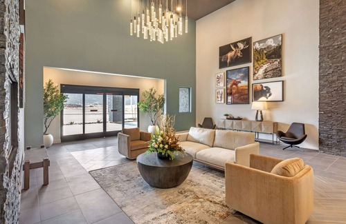 Parowan Hotel | The Valor, an Ascend Collection Hotel