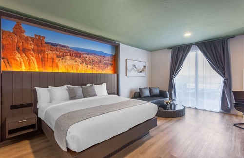 Parowan Hotel | The Valor, an Ascend Collection Hotel