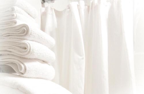 Centralia Hotel | The Varsity Inn North