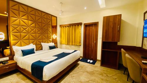 Indore Hotel | The Velar Hotel, Vijay Nagar