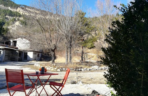 Castellane Apartment | The Verdon in peace in the Kunterbunt house