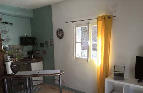 Castellane Apartment | The Verdon in peace in the Kunterbunt house