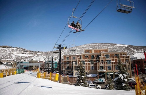 North Park City House | The Victorian | 2BR Walk to Park City Mountain
