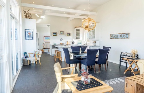 Anglo Rustico House | The View at North Rustico