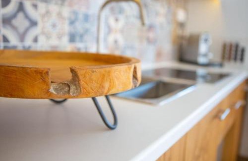 Milos Villa | The View