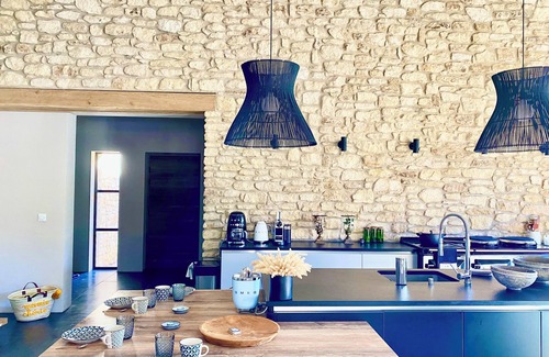 Menerbes Villa | The Villa Azul, near Ménerbes with 5 bedrooms, air conditioning