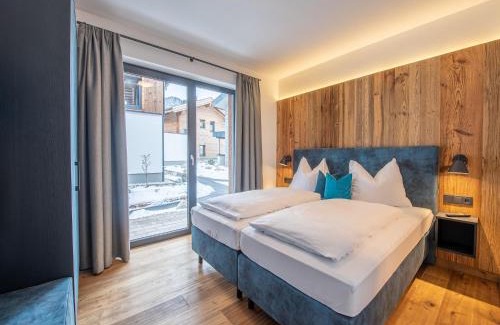 Wald im Pinzgau House | The village - chalet stone house