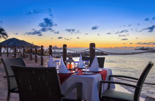 Pelican Key Resort | The Villas at Simpson Bay Resort