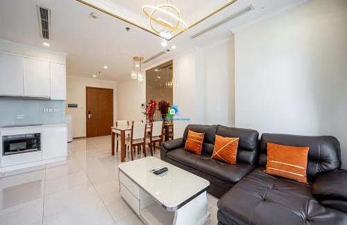 Hang Xanh Apartment | The Vinhomes apartments - The Buildings Nearby Landmark 81