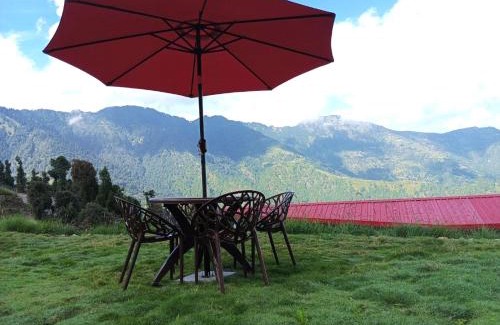 Kanatal Hotel | The Vintage Hill Village - Himalayan Boutique Resort