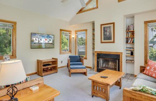 Chincoteague House | The Virginia Lee