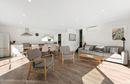 Waihi Beach House | The Waihi Beach House - Waihi Beach Holiday Home
