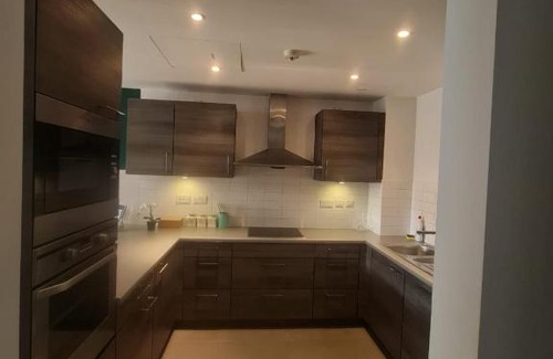 Muscat Apartment | The Walk Flat
