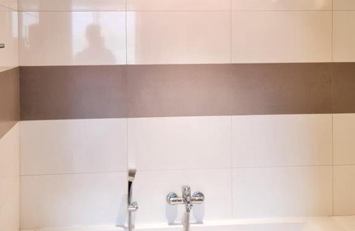 Muscat Apartment | The Walk Flat