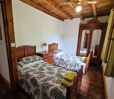 Saint-Aulaye-Puymangou Apartment | The Walnut tree.