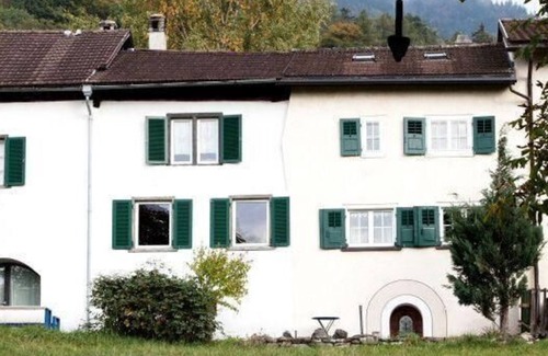 Maienfeld House | The Walserhaus with mountain views