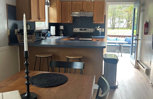 Albrightsville House | "The Wanderer's Nook" Poconos Mountains Escape