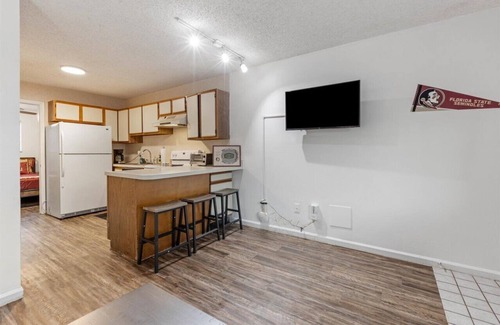 Tallahassee Condo | The Ward - Resort Style Gameday Condo