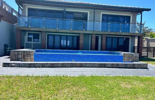 Bluff House | The Water View Suite