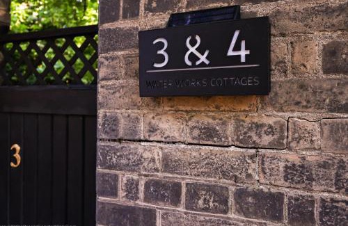 Richmond-upon-Thames Ski Chalet | The Water Works Cottage