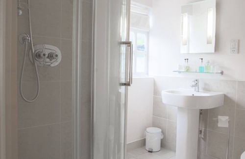 Tuckenhay Bed & Breakfast | The Waterman's Arms