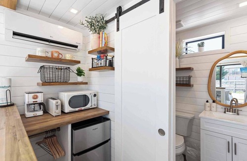 Fort Walton Beach Apartment | The Wave Rider: Container Home for Beach Lovers