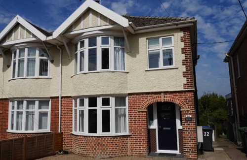 Southwold House | The Waverley - Family & Pet Friendly Home