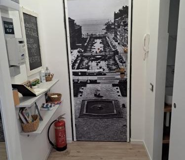 Barriera Vecchia-San Giacomo Apartment | The way to trieste bikes storage