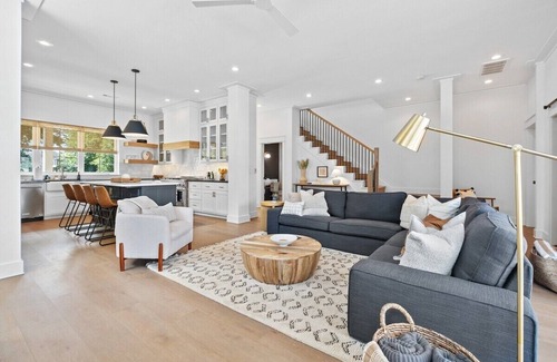 Downtown House | The Weekender House - Pool - Downtown
