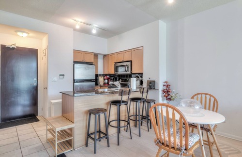Wellington Place Apartment | The Well Downtown