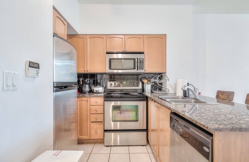 Wellington Place Apartment | The Well Downtown