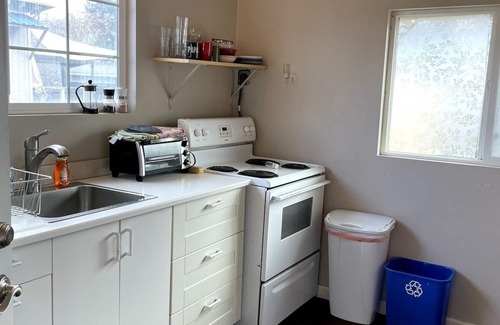 Middletown House | The Well House with outdoor seating and loft!