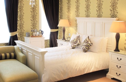 Ben Rhydding Hotel | The Wheatley Arms