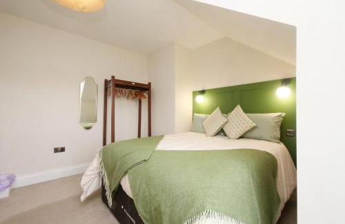 Ben Rhydding House | The Wheatley
